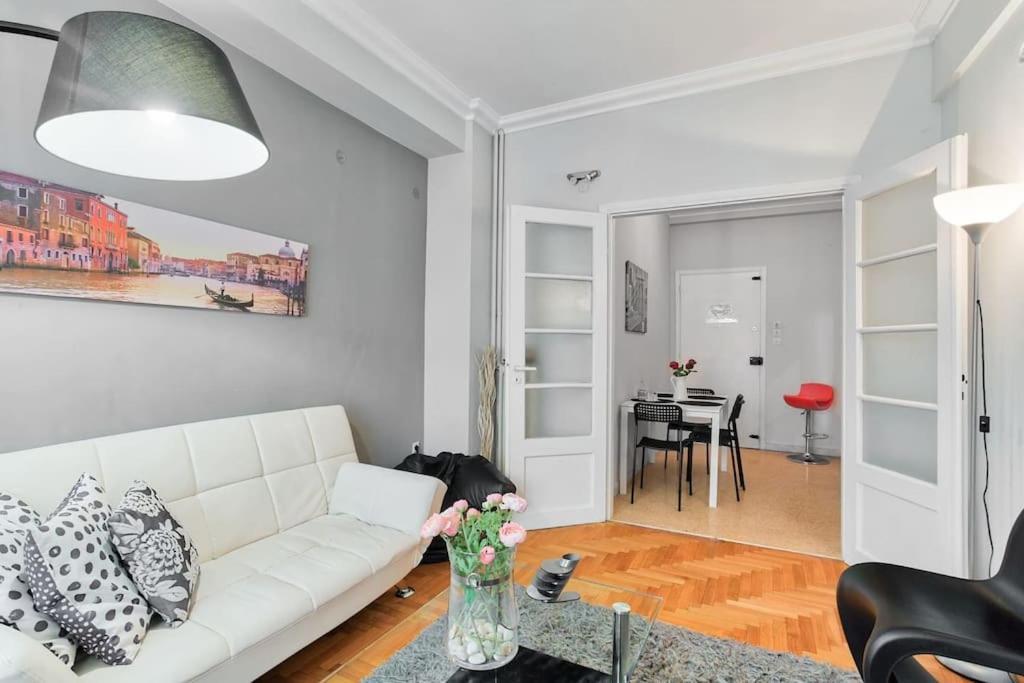 2Bdr Olympianzeus Apt With Netflix Atenas Exterior foto